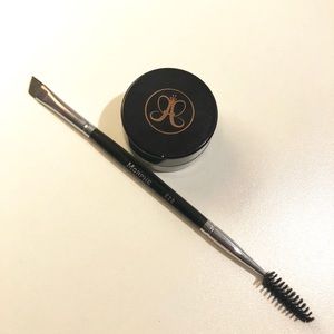 Anastasia Beverly Hills Dip Brow Pomade and Brush